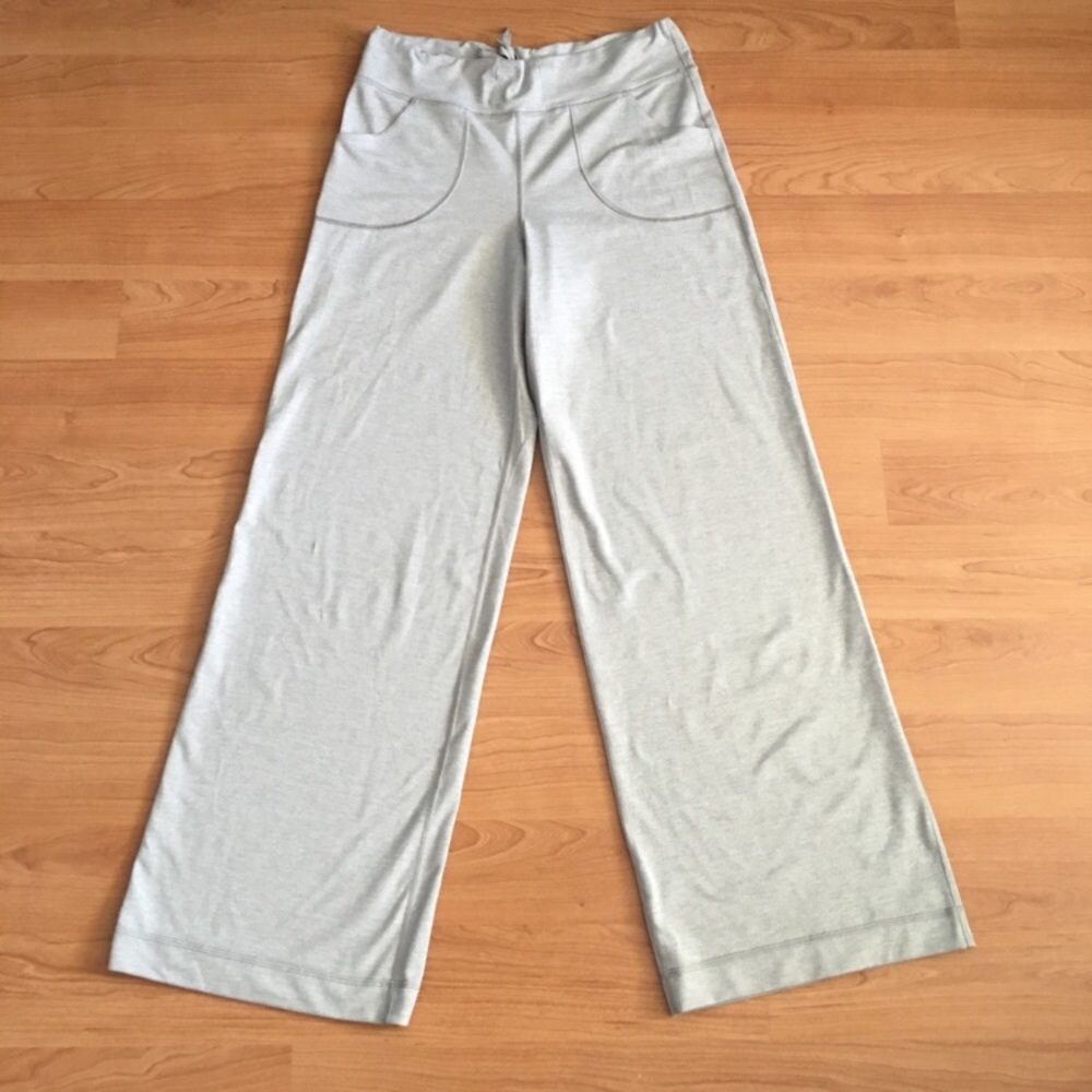 LULULEMON STILL PANTS